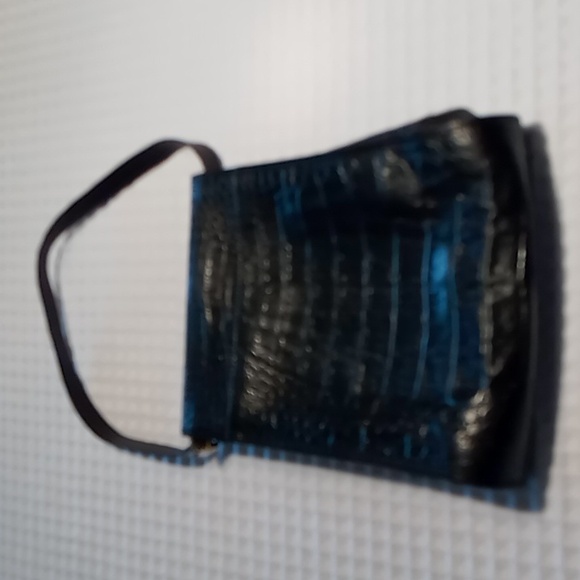 Vintage Croc Embossed Black Leather Shoulder Bag Made in Italy - Picture 2 of 13